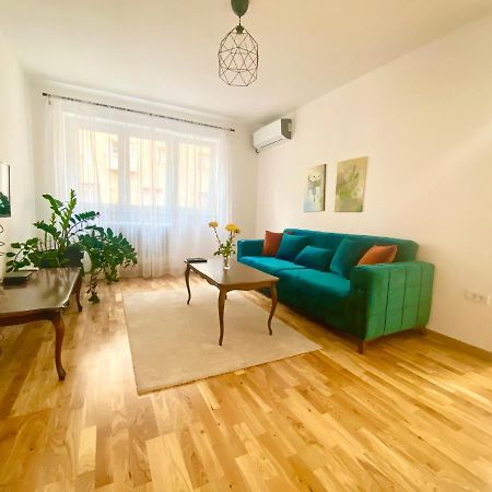 Uptown Girl Apartment Beograd Bagian luar foto